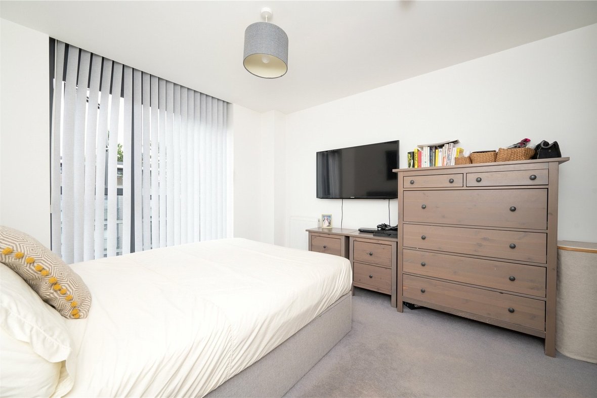 2 Bedroom Apartment For SaleApartment For Sale in Newsom Place, St. Peters Road, St. Albans - View 8 - Collinson Hall