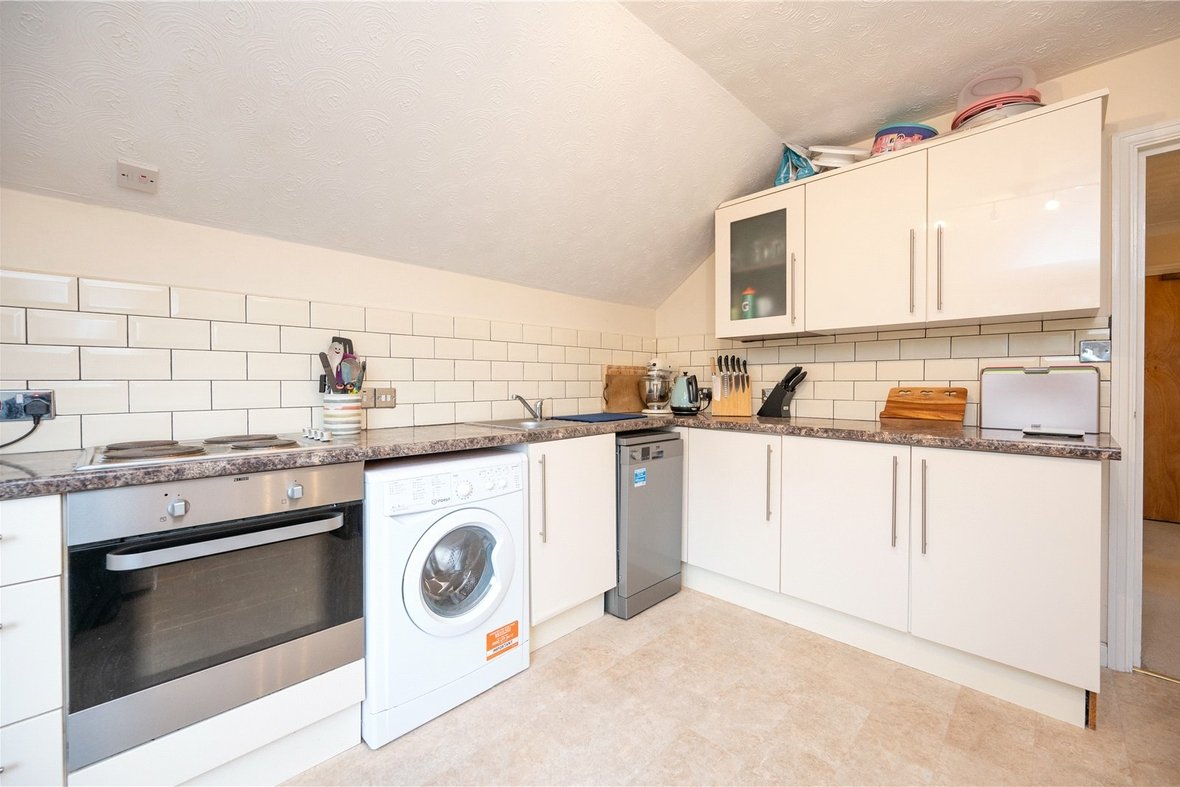 2 Bedroom Apartment Let AgreedApartment Let Agreed in Brooklands Court, Hatfield Road, St Albans - View 3 - Collinson Hall