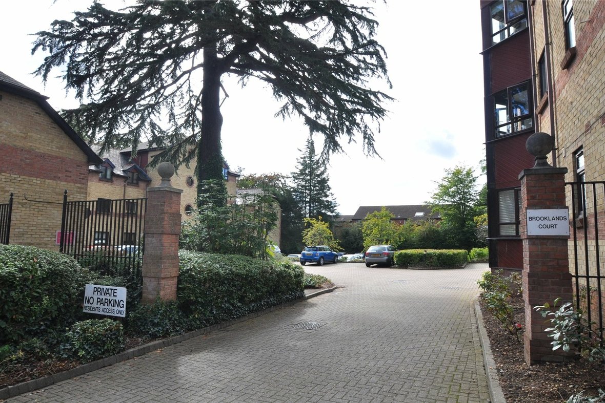 2 Bedroom Apartment Let Agreed in Brooklands Court, Hatfield Road, St Albans - View 13 - Collinson Hall