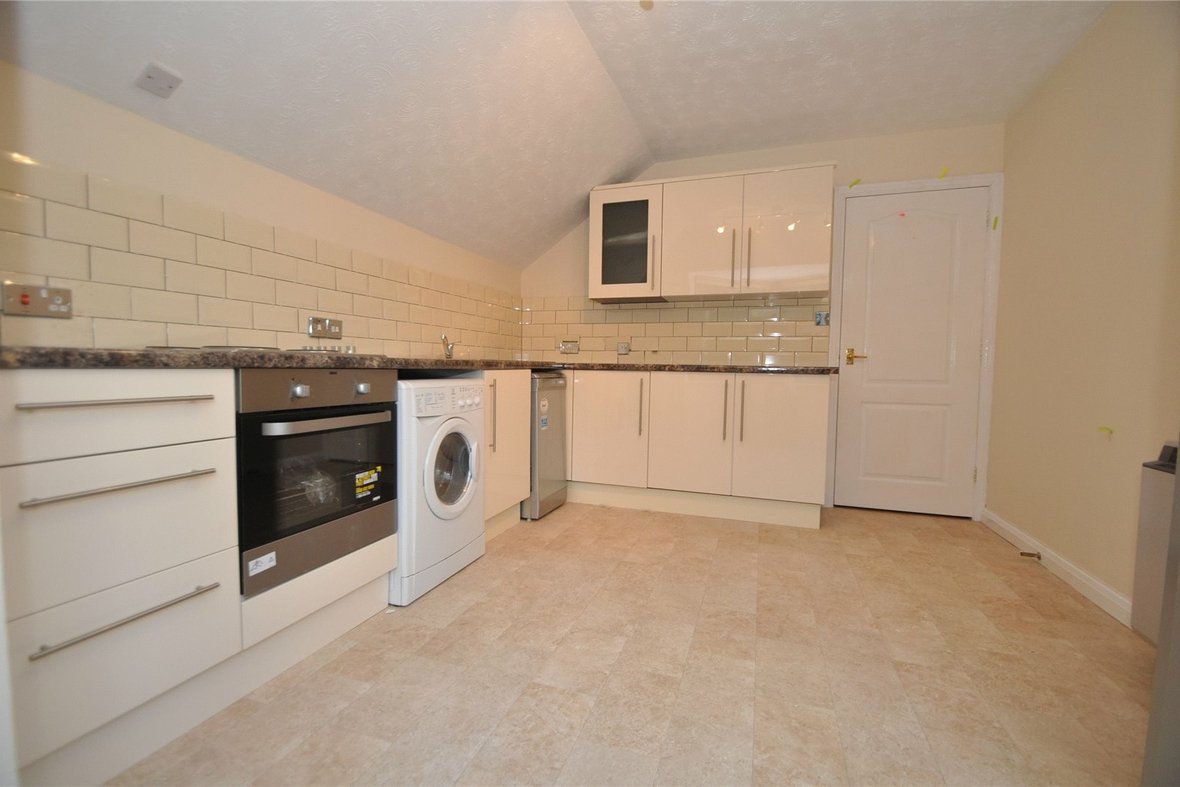 2 Bedroom Apartment Let Agreed in Brooklands Court, Hatfield Road, St Albans - View 3 - Collinson Hall