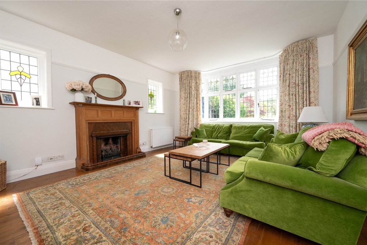 4 Bedroom House New InstructionHouse New Instruction in Woodstock Road North, St. Albans, Hertfordshire - View 2 - Collinson Hall
