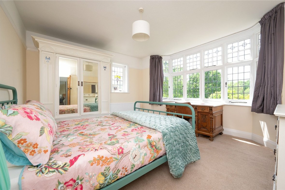 4 Bedroom House New InstructionHouse New Instruction in Woodstock Road North, St. Albans, Hertfordshire - View 8 - Collinson Hall