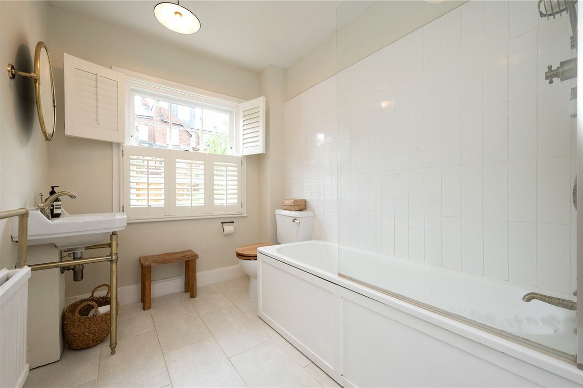 2 Bedroom House For SaleHouse For Sale in Oster Street, St. Albans, Hertfordshire - View 9 - Collinson Hall