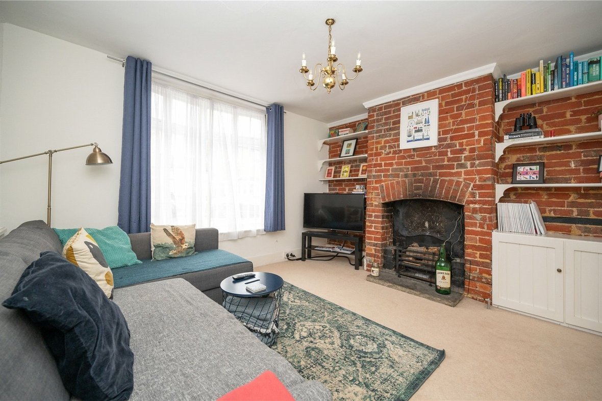 2 Bedroom House Let AgreedHouse Let Agreed in Holywell Hill, St. Albans, Hertfordshire - View 2 - Collinson Hall