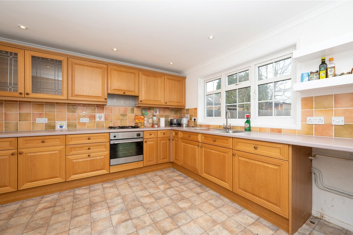 3 Bedroom House Let AgreedHouse Let Agreed in Cell Barnes Lane, St. Albans, Hertfordshire - View 2 - Collinson Hall