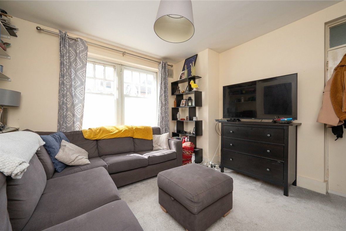 1 Bedroom Apartment LetApartment Let in Catherine Street, St. Albans - View 2 - Collinson Hall