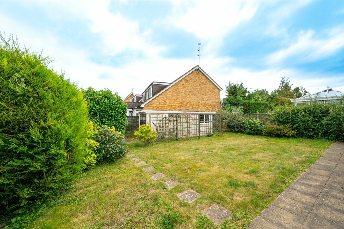 3 Bedroom Bungalow New InstructionBungalow New Instruction in Jenkins Avenue, Bricket Wood, St. Albans - View 11 - Collinson Hall