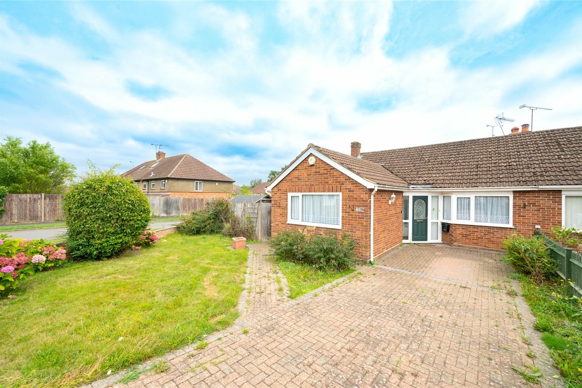 3 Bedroom Bungalow New InstructionBungalow New Instruction in Jenkins Avenue, Bricket Wood, St. Albans - View 1 - Collinson Hall