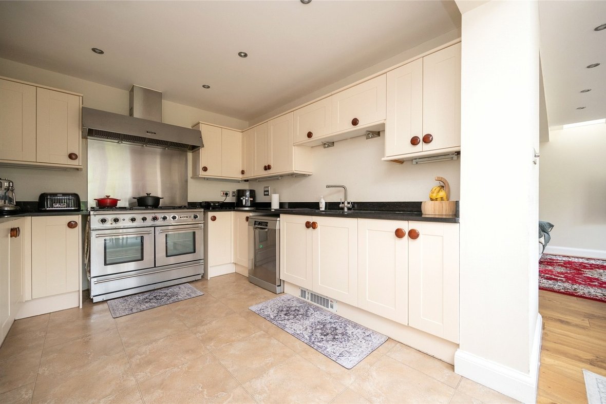 4 Bedroom House For SaleHouse For Sale in Gurney Court Road, St. Albans, Hertfordshire - View 3 - Collinson Hall