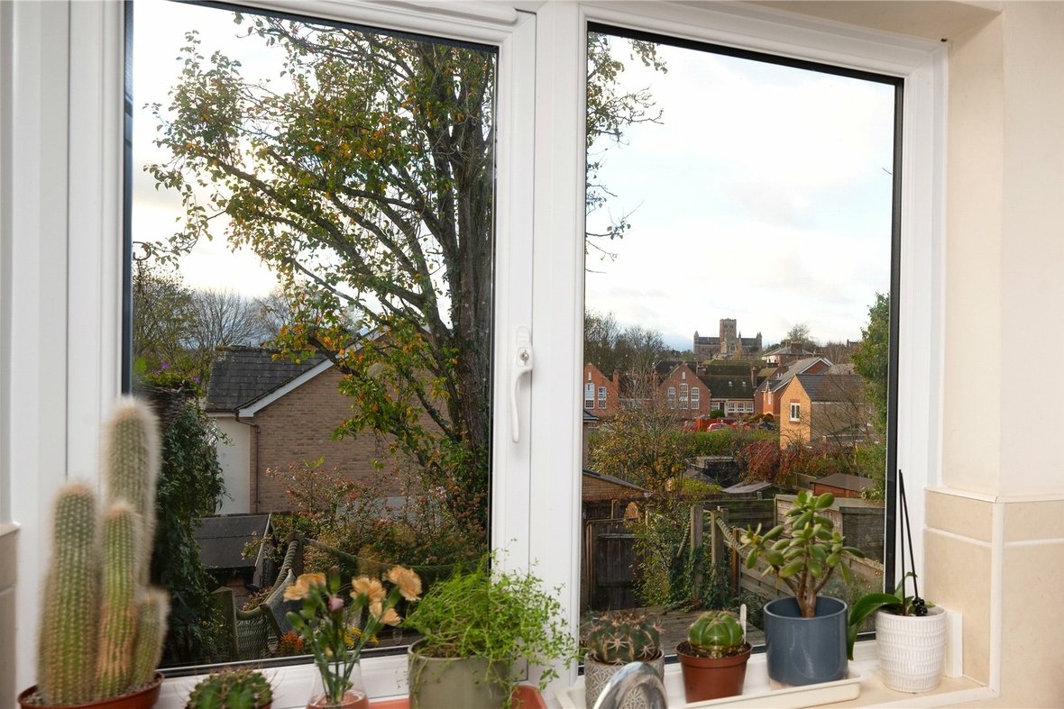 2 Bedroom House LetHouse Let in Millers Rise, St. Albans, Hertfordshire - View 12 - Collinson Hall