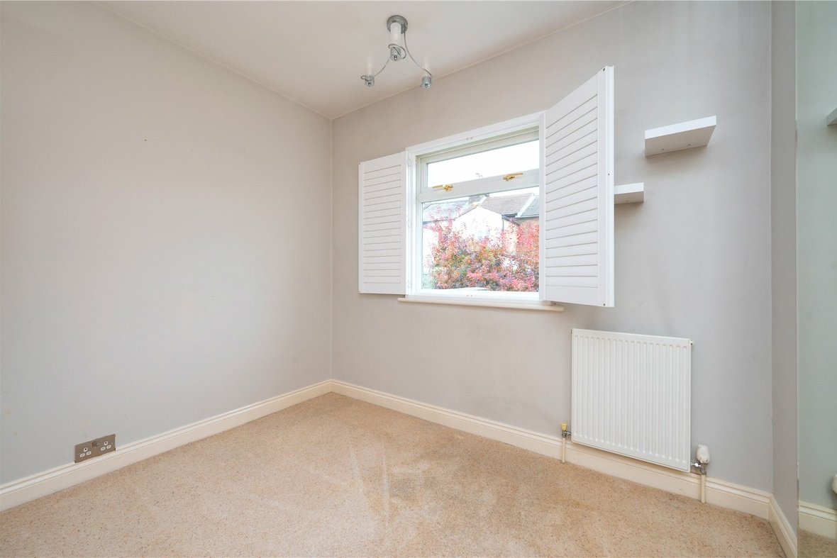 2 Bedroom House Sold Subject to ContractHouse Sold Subject to Contract in Bedford Road, St. Albans, Hertfordshire - View 14 - Collinson Hall