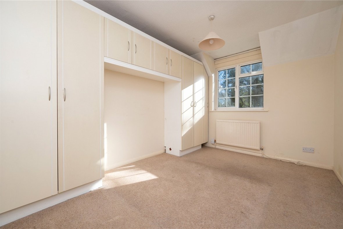 2 Bedroom House New InstructionHouse New Instruction in Wilstone Drive, St. Albans, Hertfordshire - View 4 - Collinson Hall