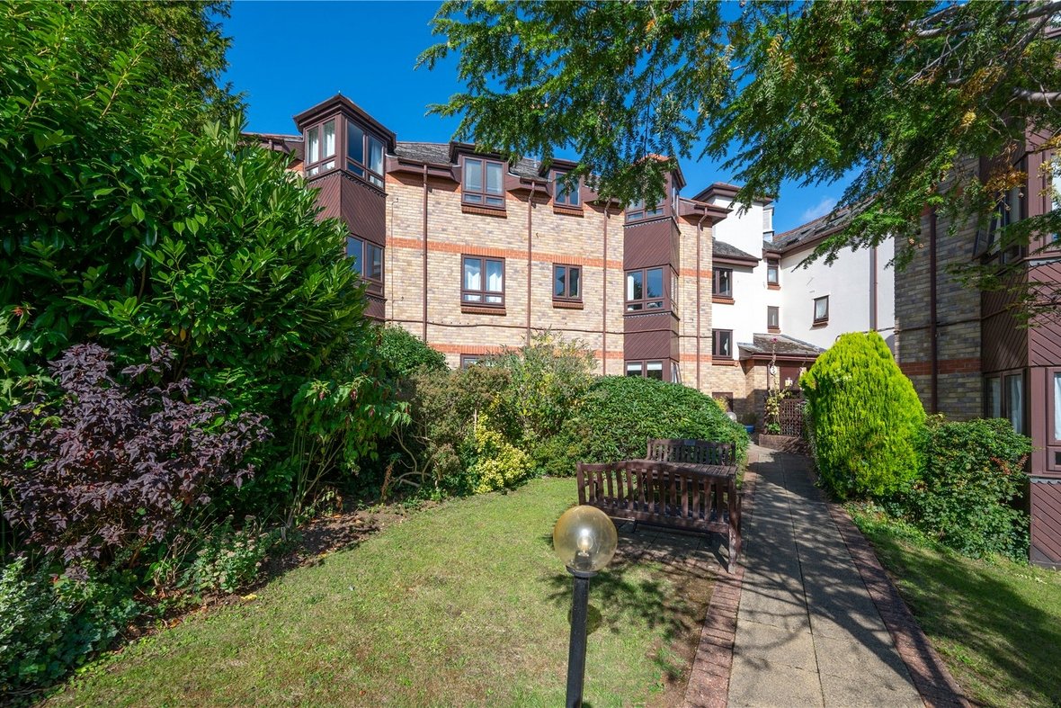 1 Bedroom Apartment New InstructionApartment New Instruction in Beaumonds, Upper Marlborough Road, St. Albans - View 5 - Collinson Hall