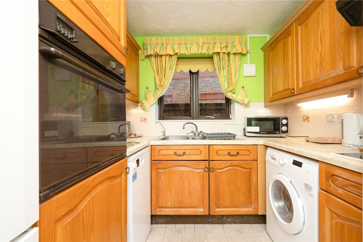 1 Bedroom Apartment New InstructionApartment New Instruction in Beaumonds, Upper Marlborough Road, St. Albans - View 3 - Collinson Hall