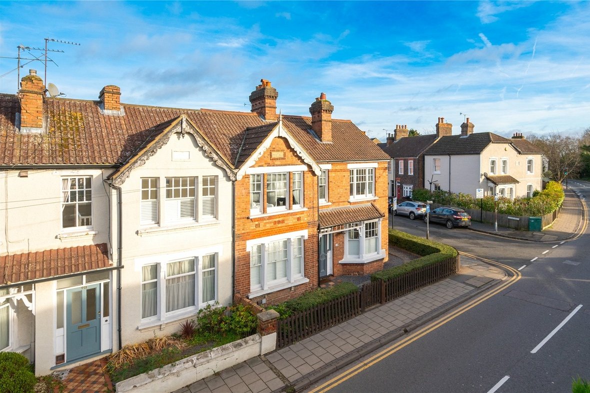 3 Bedroom House Sold Subject to ContractHouse Sold Subject to Contract in Sandpit Lane, St. Albans, Hertfordshire - View 22 - Collinson Hall