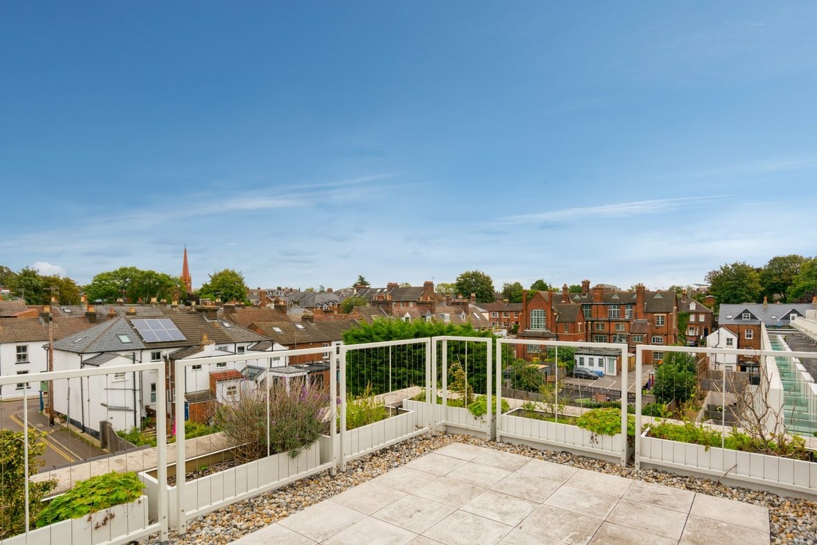 4 Bedroom House Sold Subject to Contract in Gabriel Square, St. Albans - View 9 - Collinson Hall