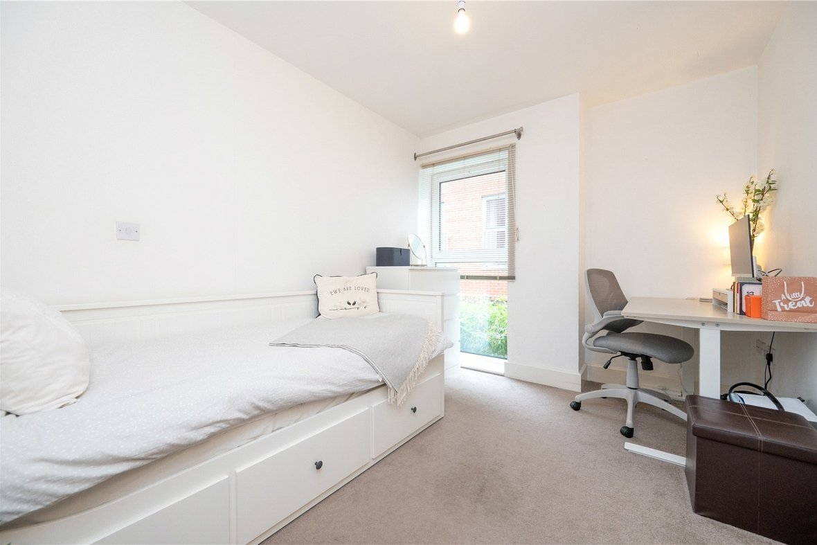 2 Bedroom Apartment New InstructionApartment New Instruction in Charrington Place, St. Albans, Hertfordshire - View 10 - Collinson Hall