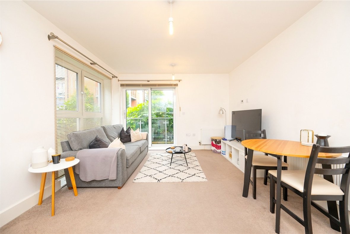 2 Bedroom Apartment New InstructionApartment New Instruction in Charrington Place, St. Albans, Hertfordshire - View 8 - Collinson Hall