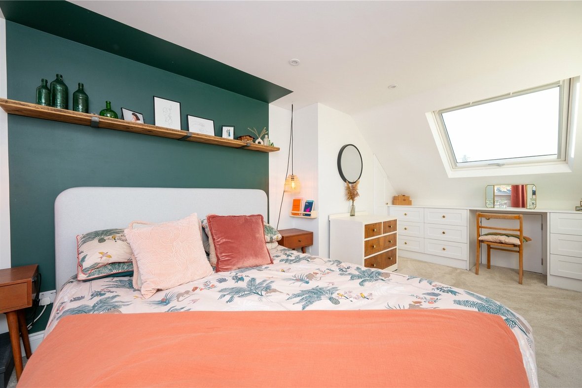 3 Bedroom House For SaleHouse For Sale in Camp Road, St. Albans, Hertfordshire - View 6 - Collinson Hall