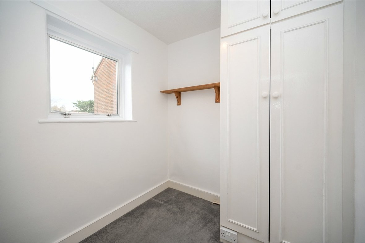 2 Bedroom House Let AgreedHouse Let Agreed in High Street, Sandridge, St. Albans - View 8 - Collinson Hall