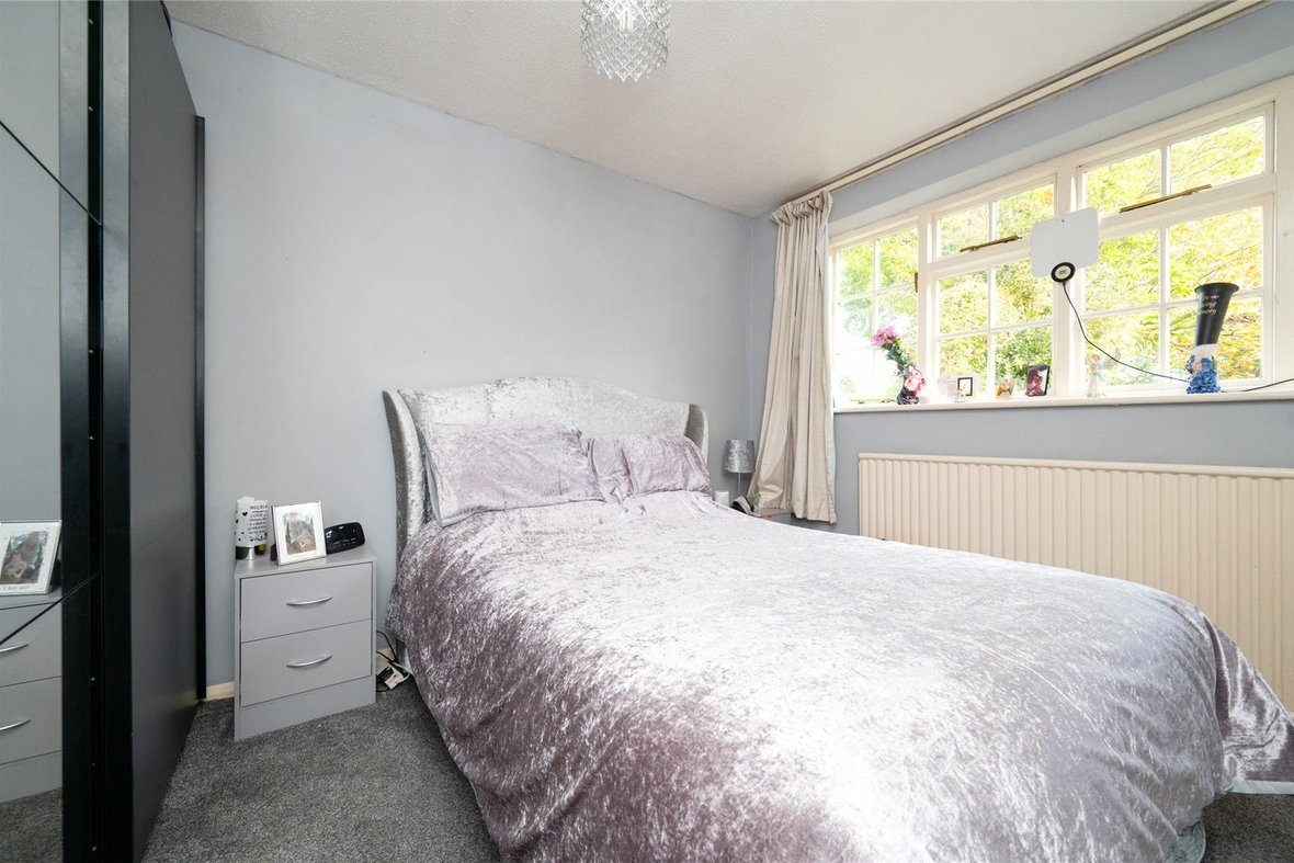 4 Bedroom House New InstructionHouse New Instruction in Oakwood Road, Bricket Wood, St. Albans - View 8 - Collinson Hall