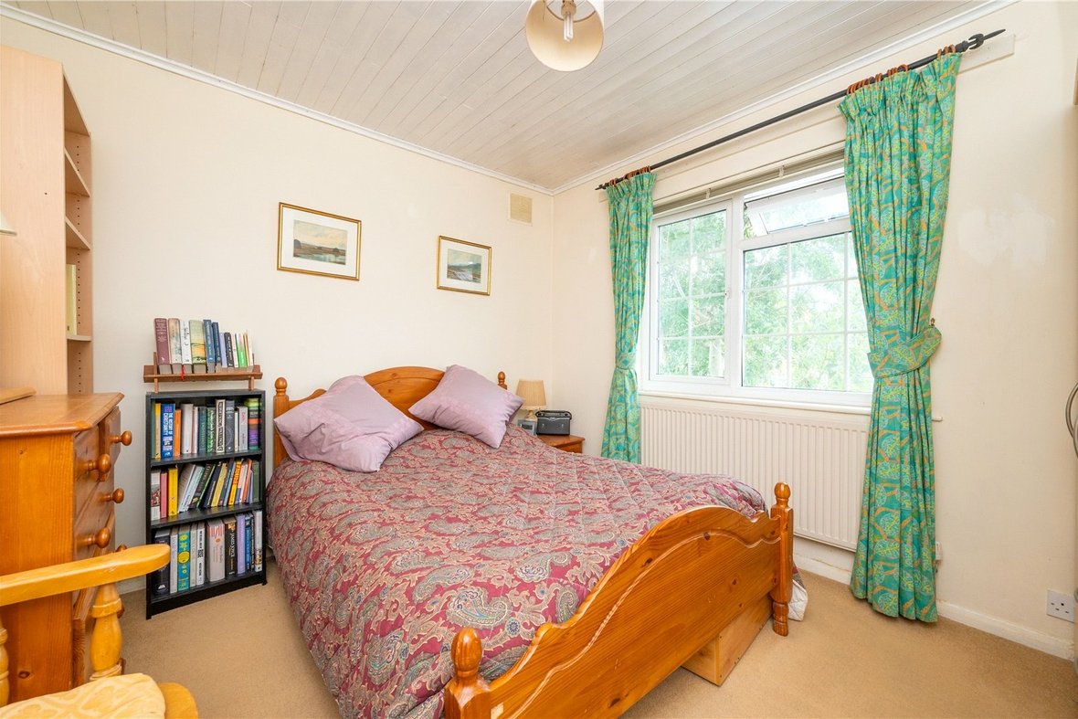 2 Bedroom Maisonette Sold Subject to ContractMaisonette Sold Subject to Contract in Tavistock Avenue, St. Albans, Hertfordshire - View 3 - Collinson Hall