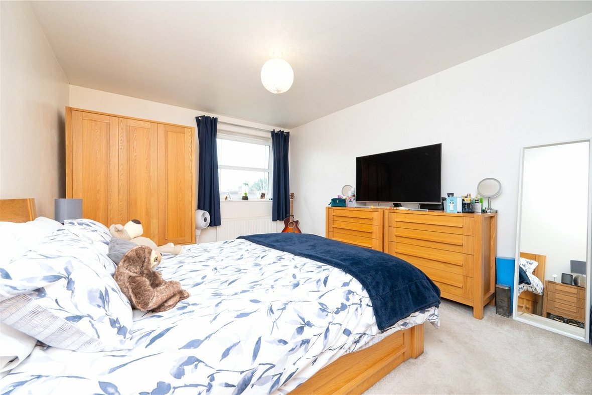 2 Bedroom Apartment For SaleApartment For Sale in Russet Drive, St. Albans, Hertfordshire - View 10 - Collinson Hall