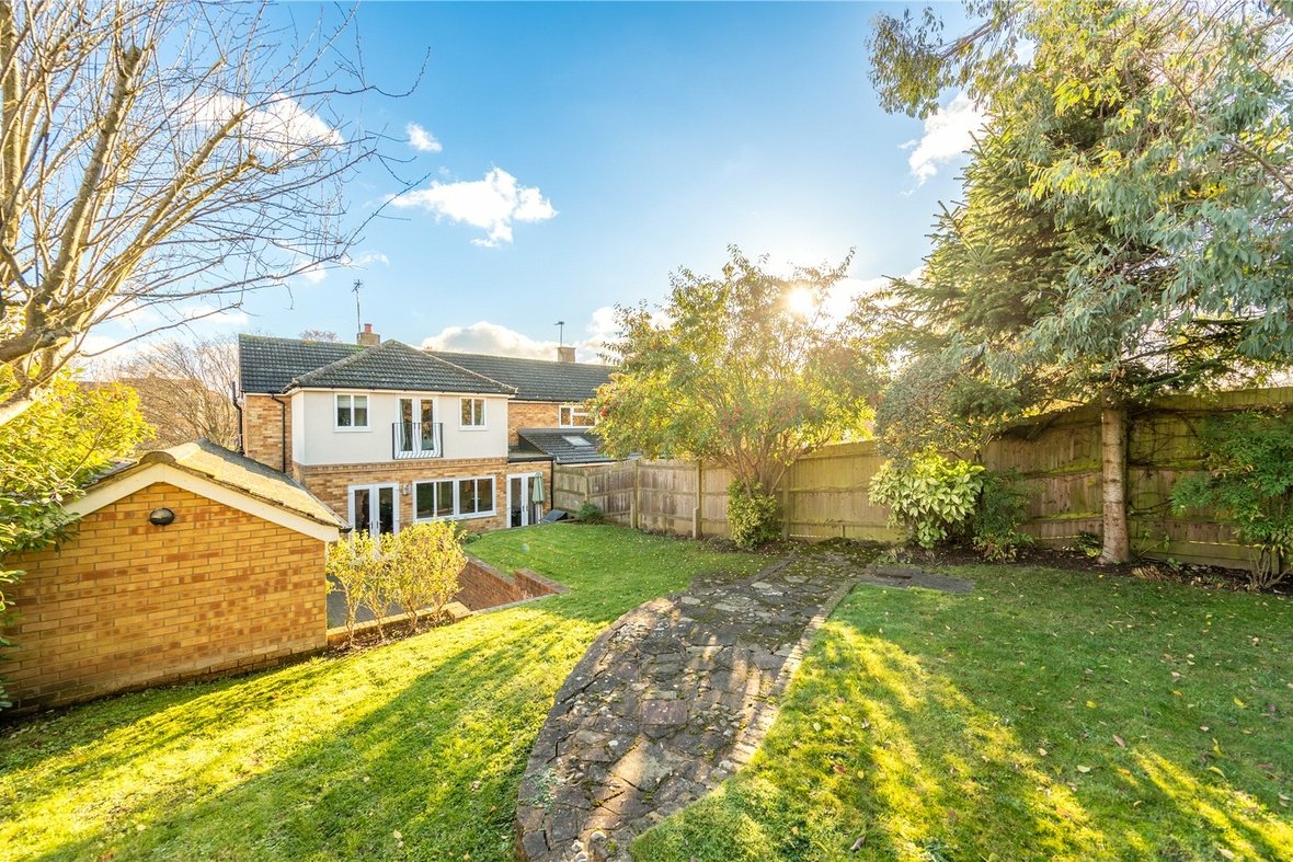 4 Bedroom House For SaleHouse For Sale in Sandpit Lane, St. Albans, Hertfordshire - View 16 - Collinson Hall