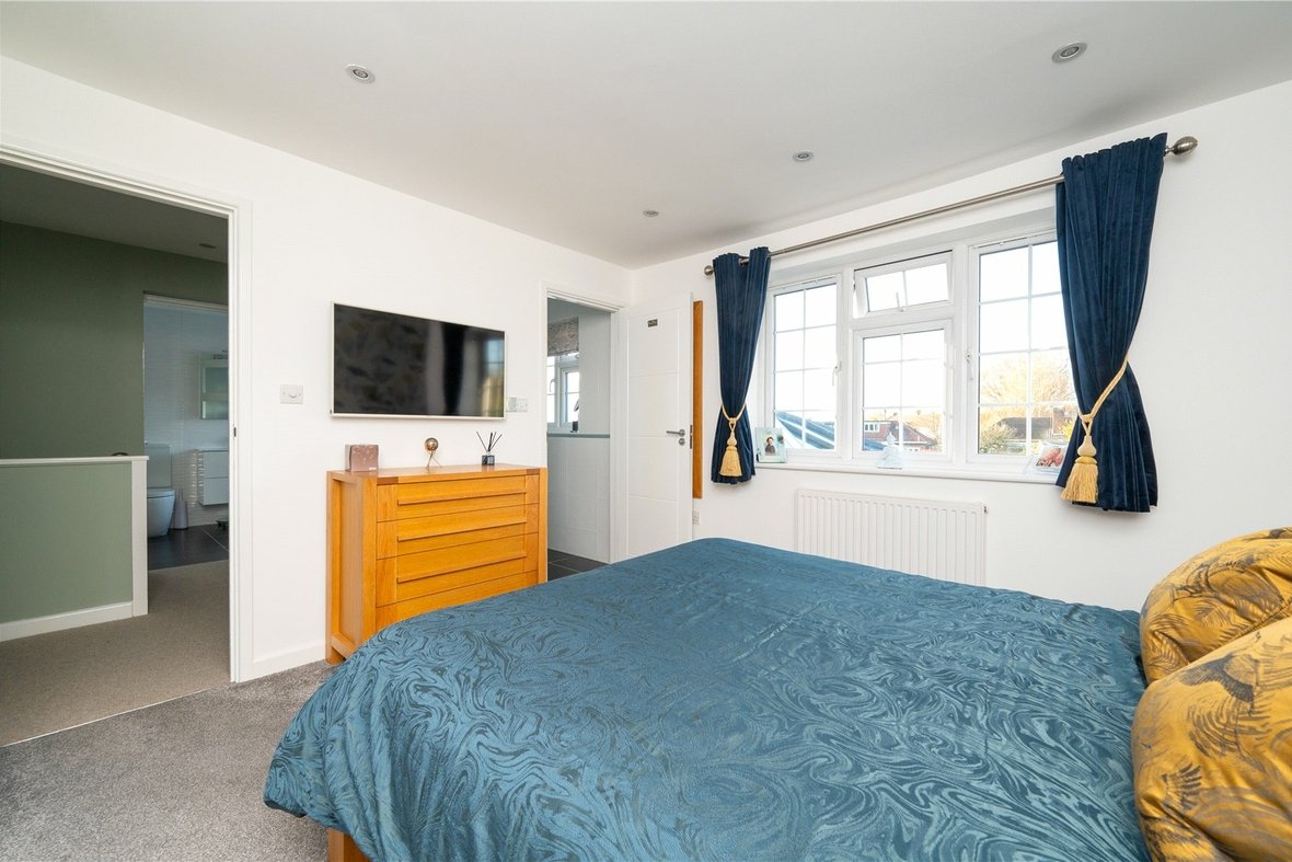 3 Bedroom House New InstructionHouse New Instruction in Watford Road, St. Albans, Hertfordshire - View 12 - Collinson Hall