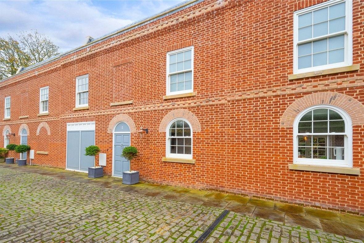 3 Bedroom House New InstructionHouse New Instruction in Bowgate Mews, St. Peters Close, St. Albans - View 1 - Collinson Hall