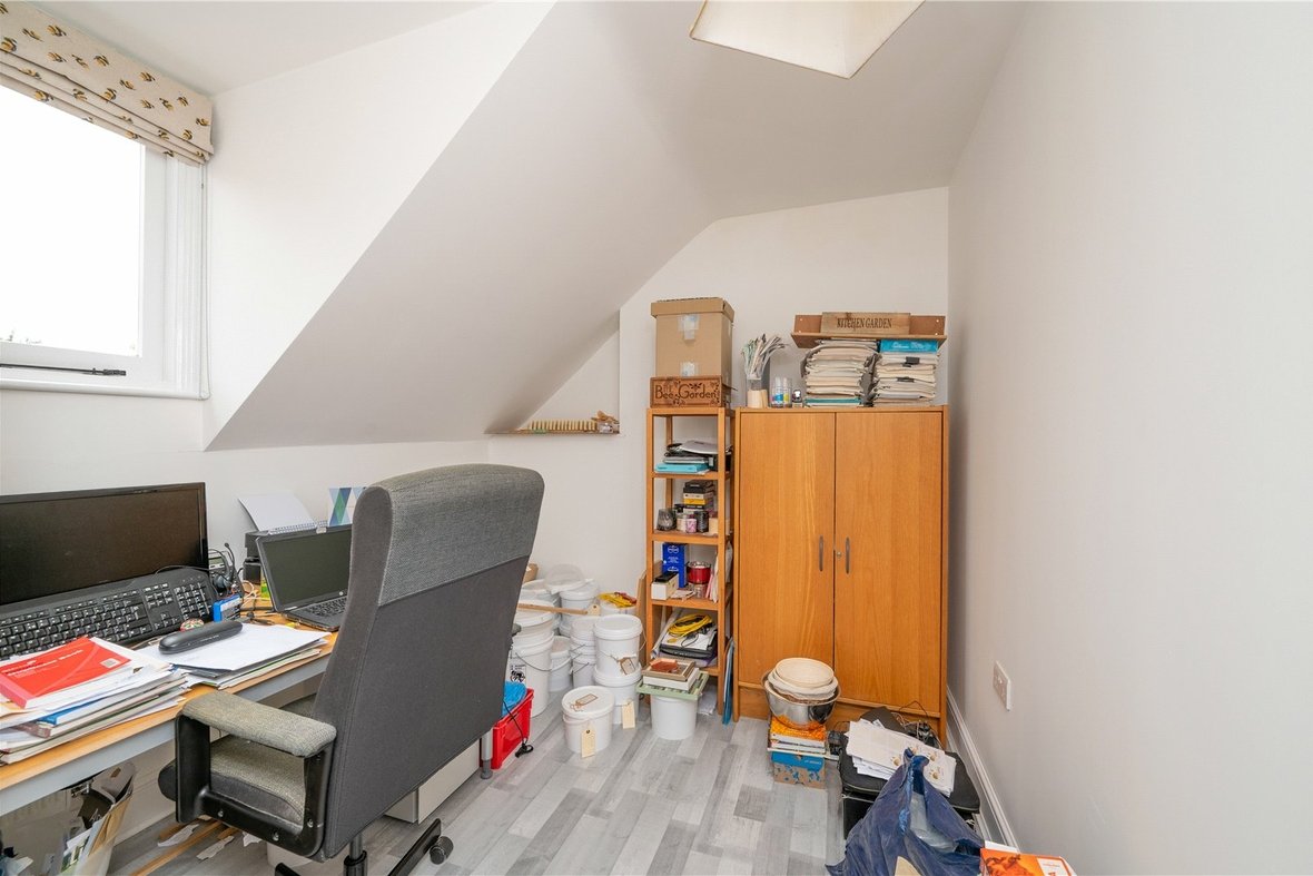 5 Bedroom House New InstructionHouse New Instruction in Selby Avenue, St. Albans, Hertfordshire - View 25 - Collinson Hall