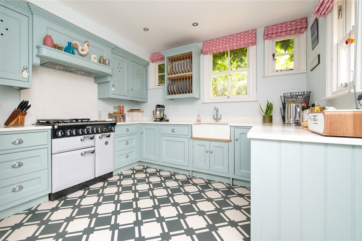 5 Bedroom House New InstructionHouse New Instruction in Selby Avenue, St. Albans, Hertfordshire - View 19 - Collinson Hall