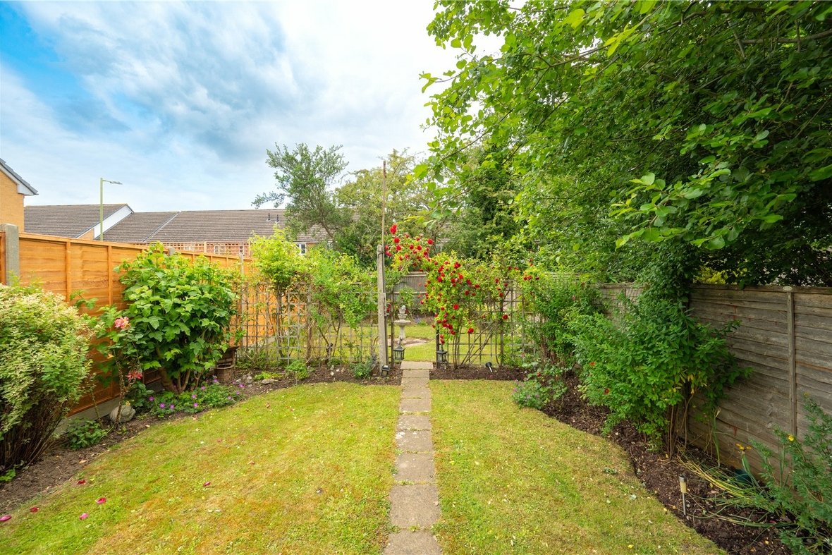 3 Bedroom House New InstructionHouse New Instruction in Thirlmere Drive, St. Albans, Hertfordshire - View 9 - Collinson Hall