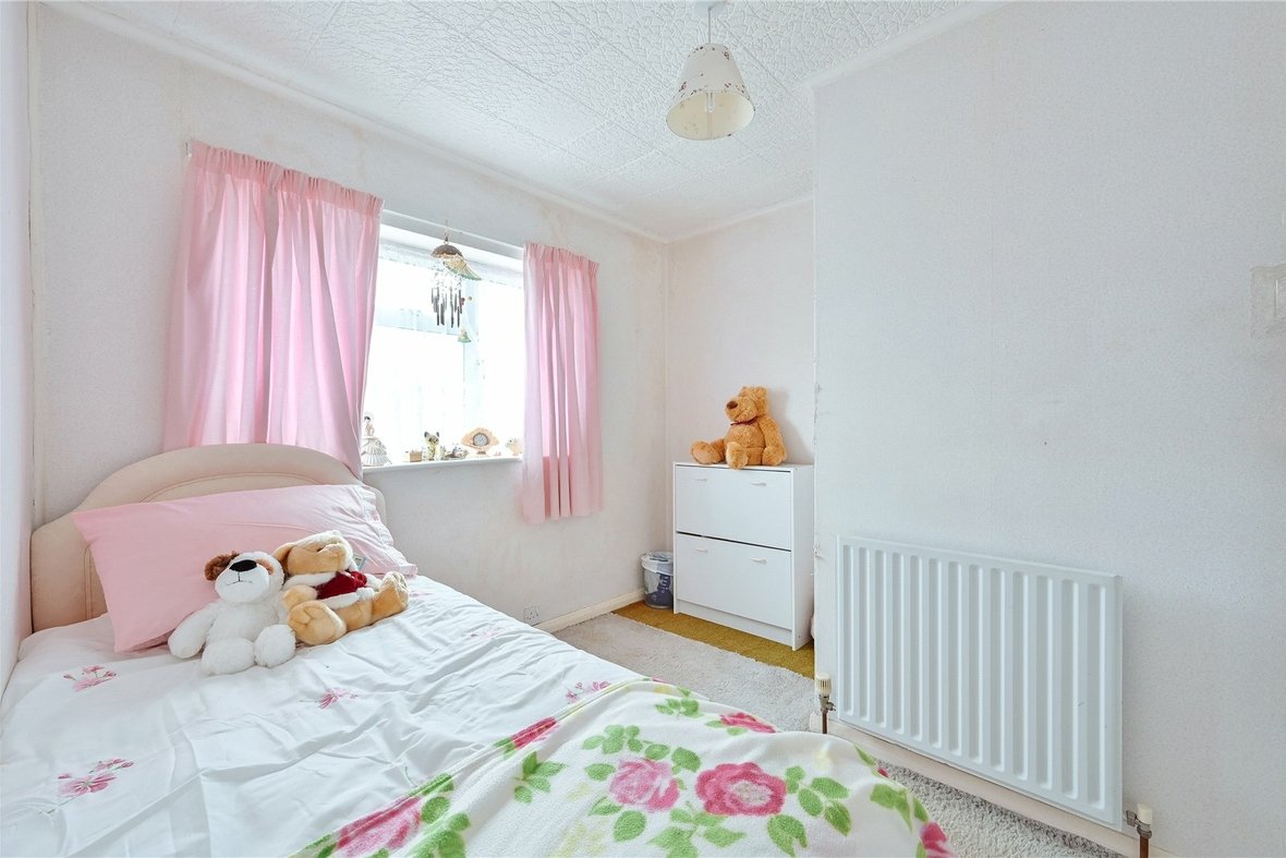 3 Bedroom House New InstructionHouse New Instruction in Thirlmere Drive, St. Albans, Hertfordshire - View 10 - Collinson Hall