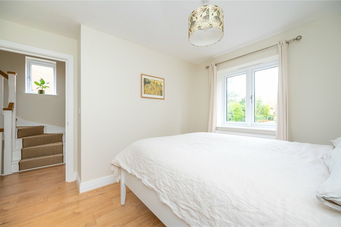 4 Bedroom House To LetHouse To Let in Wain Close, St. Albans, Hertfordshire - View 13 - Collinson Hall