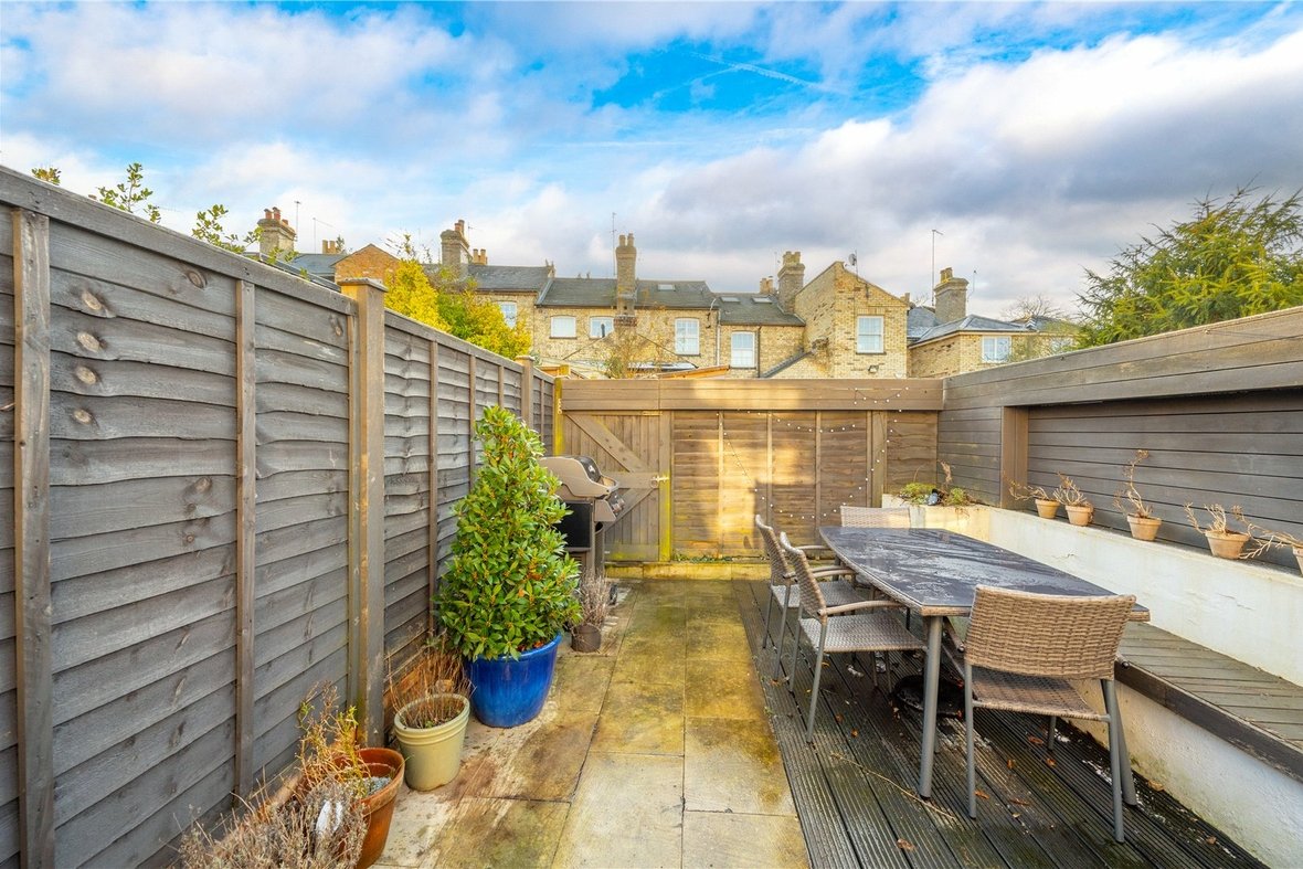 2 Bedroom House Sold Subject to ContractHouse Sold Subject to Contract in Thornton Street, St Albans, Hertfordshire - View 18 - Collinson Hall