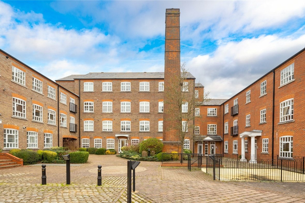 2 Bedroom Apartment New InstructionApartment New Instruction in Milliners Court, Lattimore Road, St. Albans - View 12 - Collinson Hall