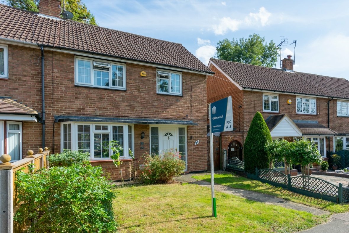 3 Bedroom House Sold Subject to Contract in Hunters Ride, Bricket Wood, St. Albans - View 15 - Collinson Hall