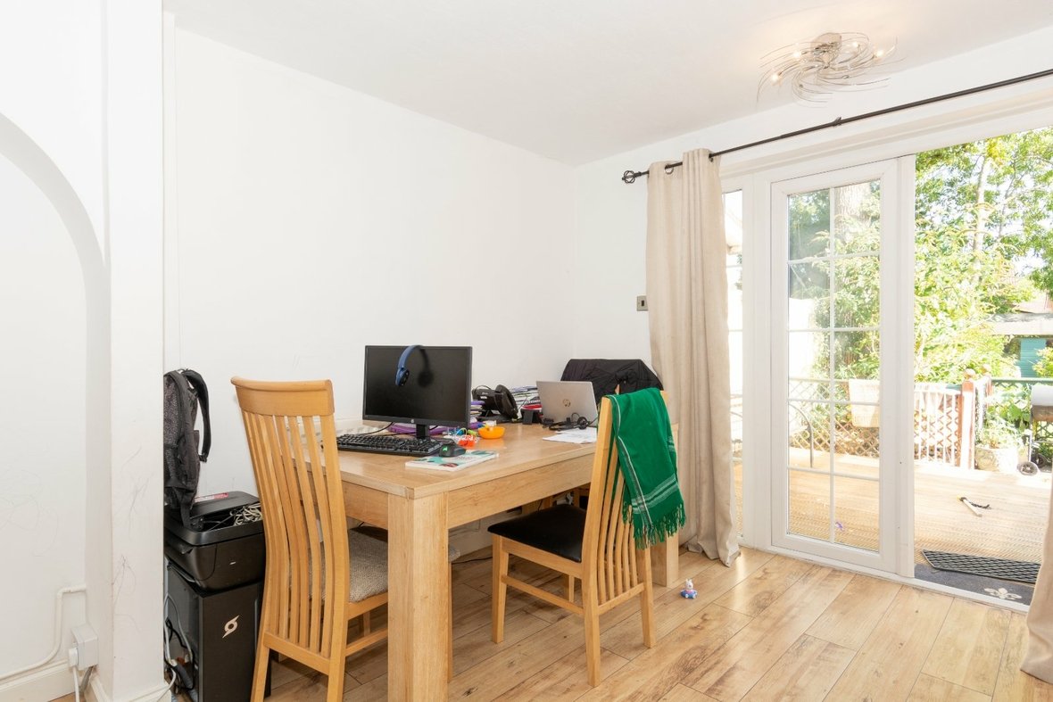 3 Bedroom House Sold Subject to Contract in Hunters Ride, Bricket Wood, St. Albans - View 4 - Collinson Hall