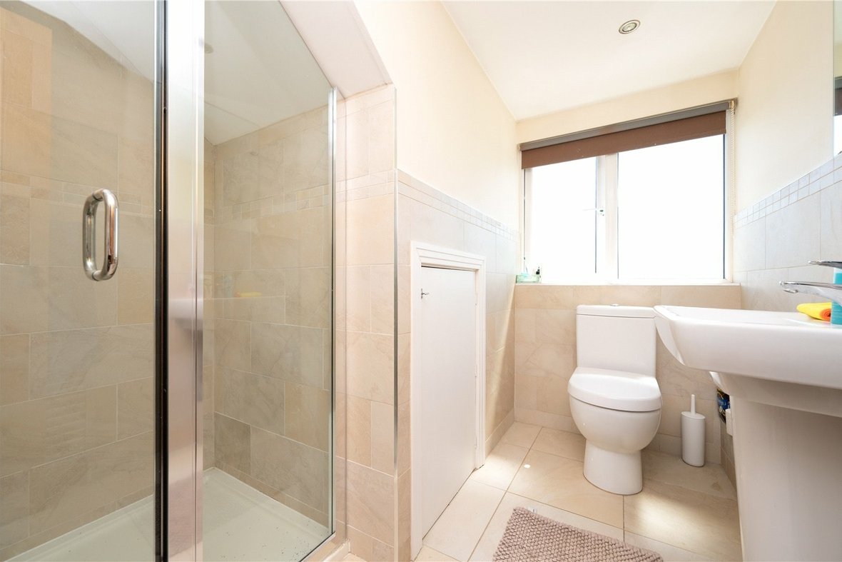 4 Bedroom House For SaleHouse For Sale in Watford Road, Chiswell Green, St Albans - View 12 - Collinson Hall