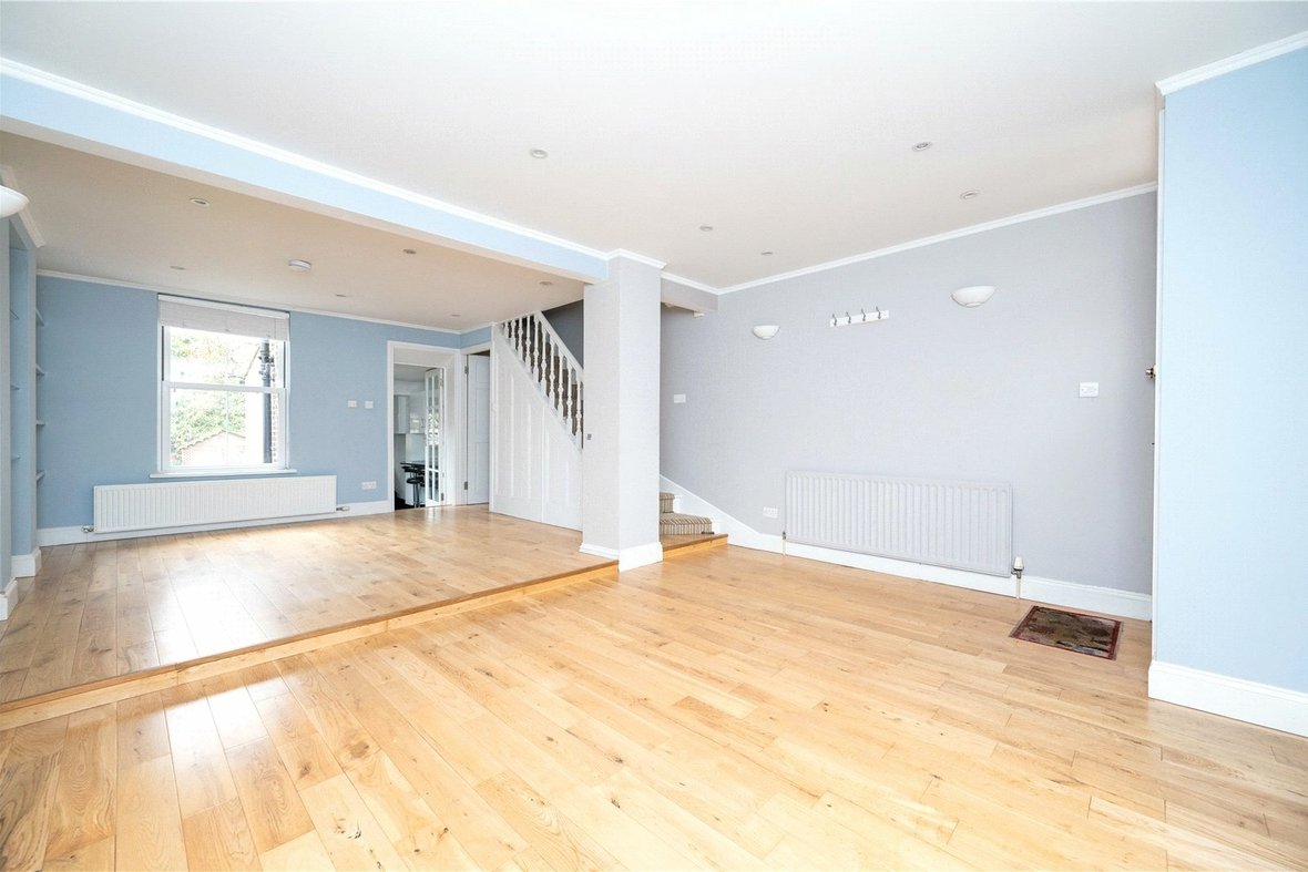2 Bedroom House To LetHouse To Let in Oswald  Road, St. Albans, Hertfordshire - View 2 - Collinson Hall