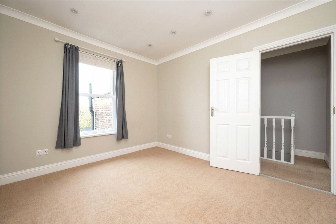 2 Bedroom House To LetHouse To Let in Oswald  Road, St. Albans, Hertfordshire - View 8 - Collinson Hall