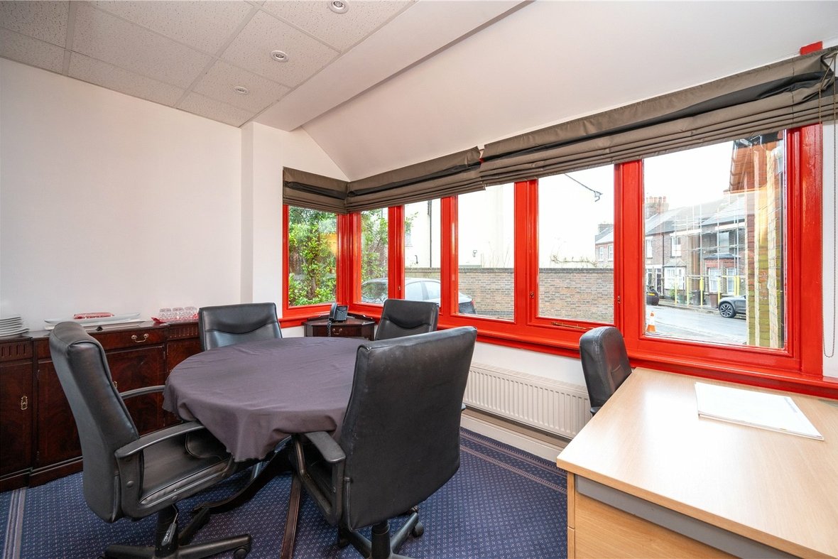 House For Sale in Clifton Street, St. Albans, Hertfordshire - View 3 - Collinson Hall