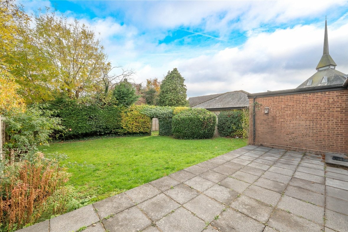 5 Bedroom House New InstructionHouse New Instruction in Vesta Avenue, St. Albans, Hertfordshire - View 14 - Collinson Hall