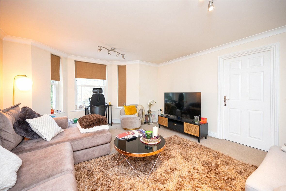 2 Bedroom Apartment For SaleApartment For Sale in Holywell Hill, St. Albans, Hertfordshire - View 7 - Collinson Hall