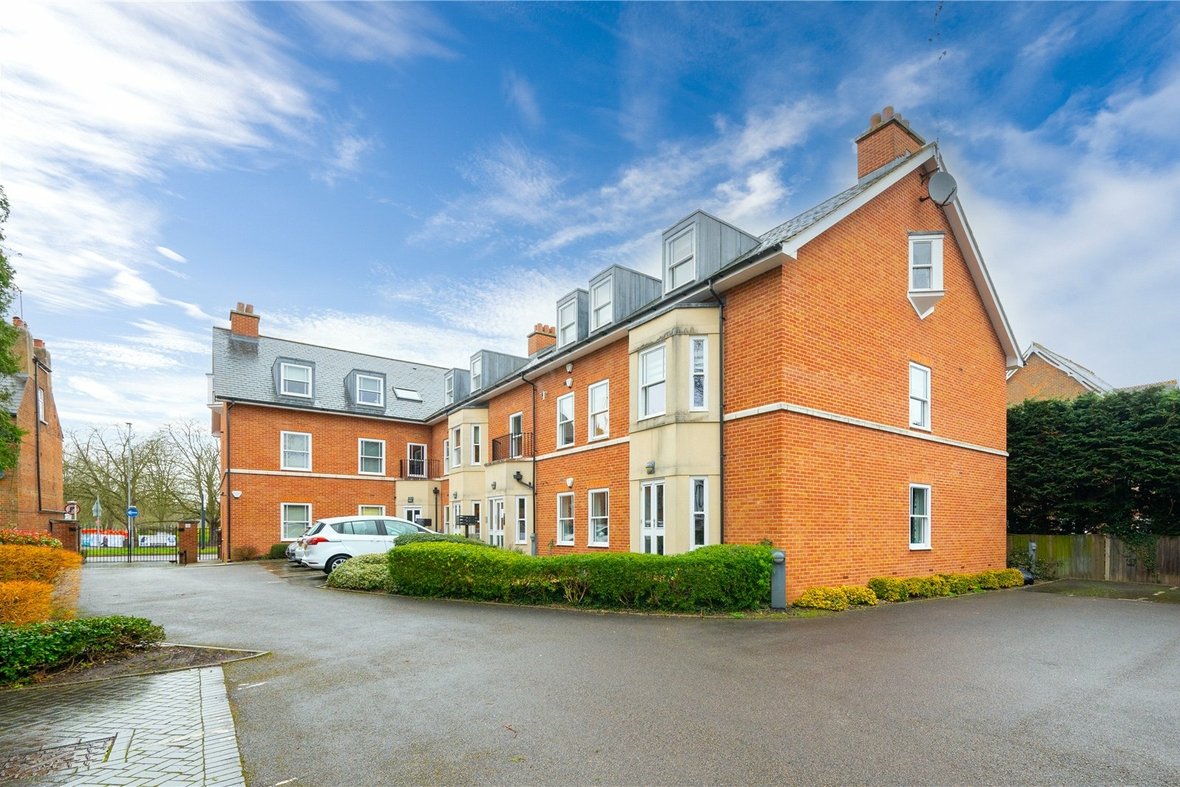 2 Bedroom Apartment For SaleApartment For Sale in Holywell Hill, St. Albans, Hertfordshire - View 1 - Collinson Hall