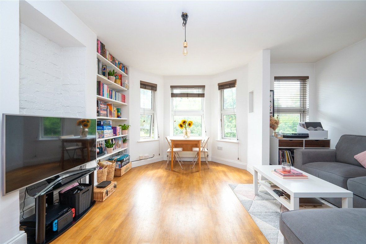 1 Bedroom Apartment New InstructionApartment New Instruction in Hatfield Road, St. Albans, Hertfordshire - View 4 - Collinson Hall