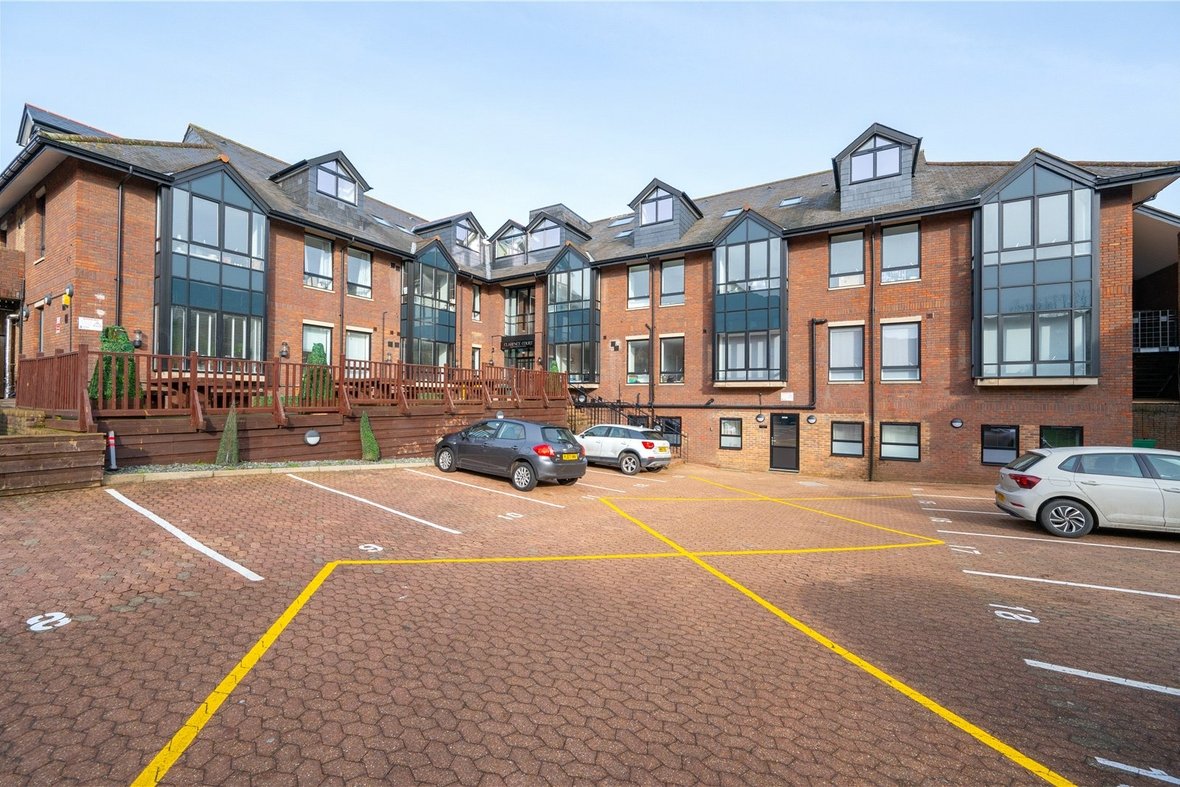 1 Bedroom Apartment New InstructionApartment New Instruction in Hatfield Road, St. Albans, Hertfordshire - View 8 - Collinson Hall