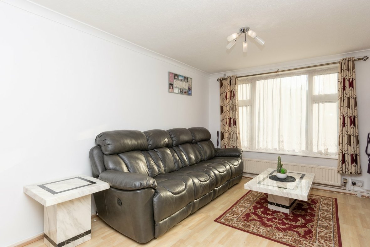 2 Bedroom House Sold Subject to Contract in Cell Barnes Lane, St Albans - View 2 - Collinson Hall