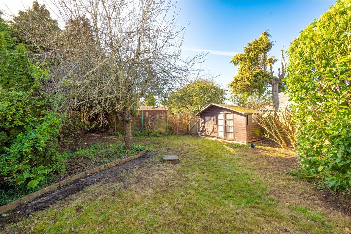 2 Bedroom Bungalow Sold Subject to ContractBungalow Sold Subject to Contract in Swans Close, St. Albans, Hertfordshire - View 14 - Collinson Hall